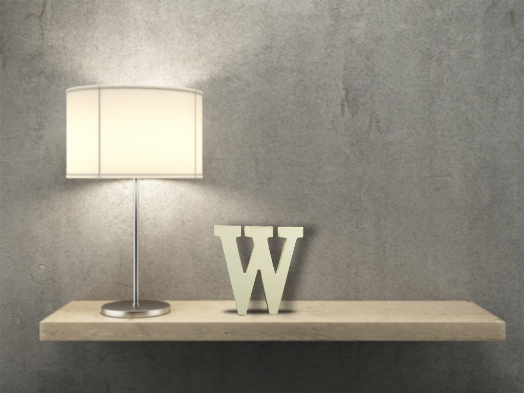 WHITE WOODEN LETTER -W- cod. 2501548