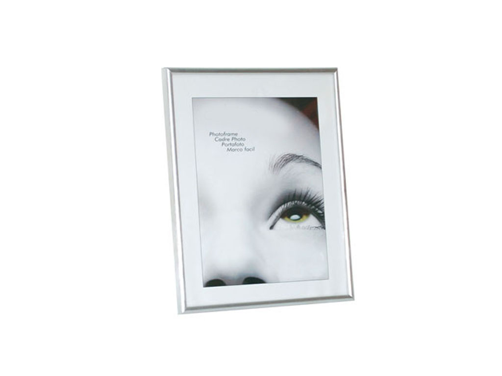 MOLDURA PLASTICO PRATEADA 24X30 cod. 3500511