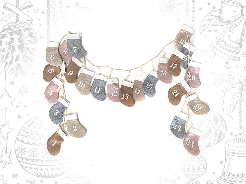 STOCKINGS GARLAND ADVENT CALENDAR cod. 9311329